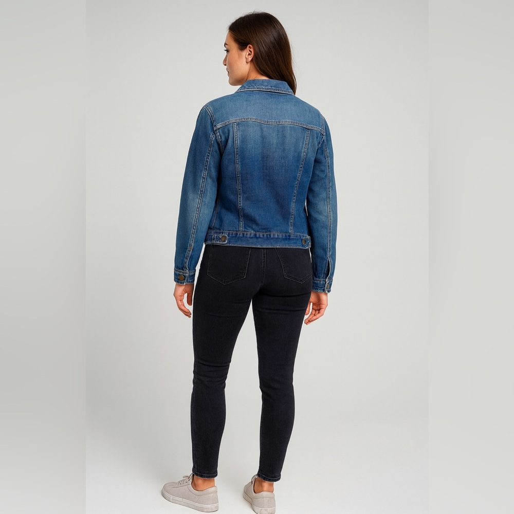 New York & Company Blue Denim Jacket Stretch Cotton Blend – Size XL - Picture 4 of 13